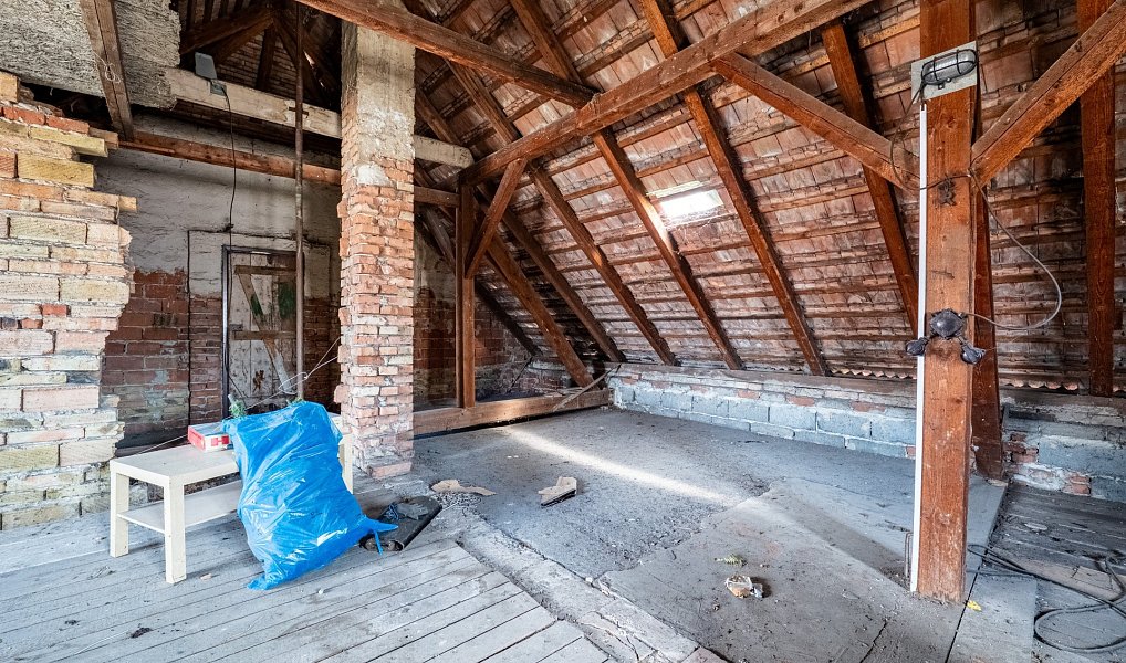 Prodej domu 112 m² s pozemkem 747 m², Vlkoš – náhled fotky 32