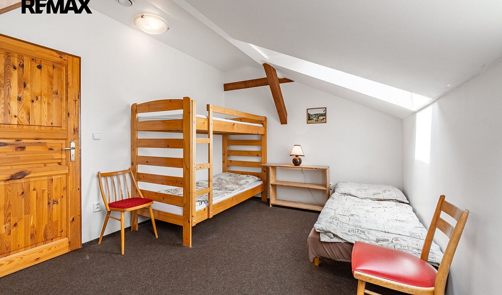 Prodej ubytovacího objektu 421 m², Kytlice – náhled fotky 19