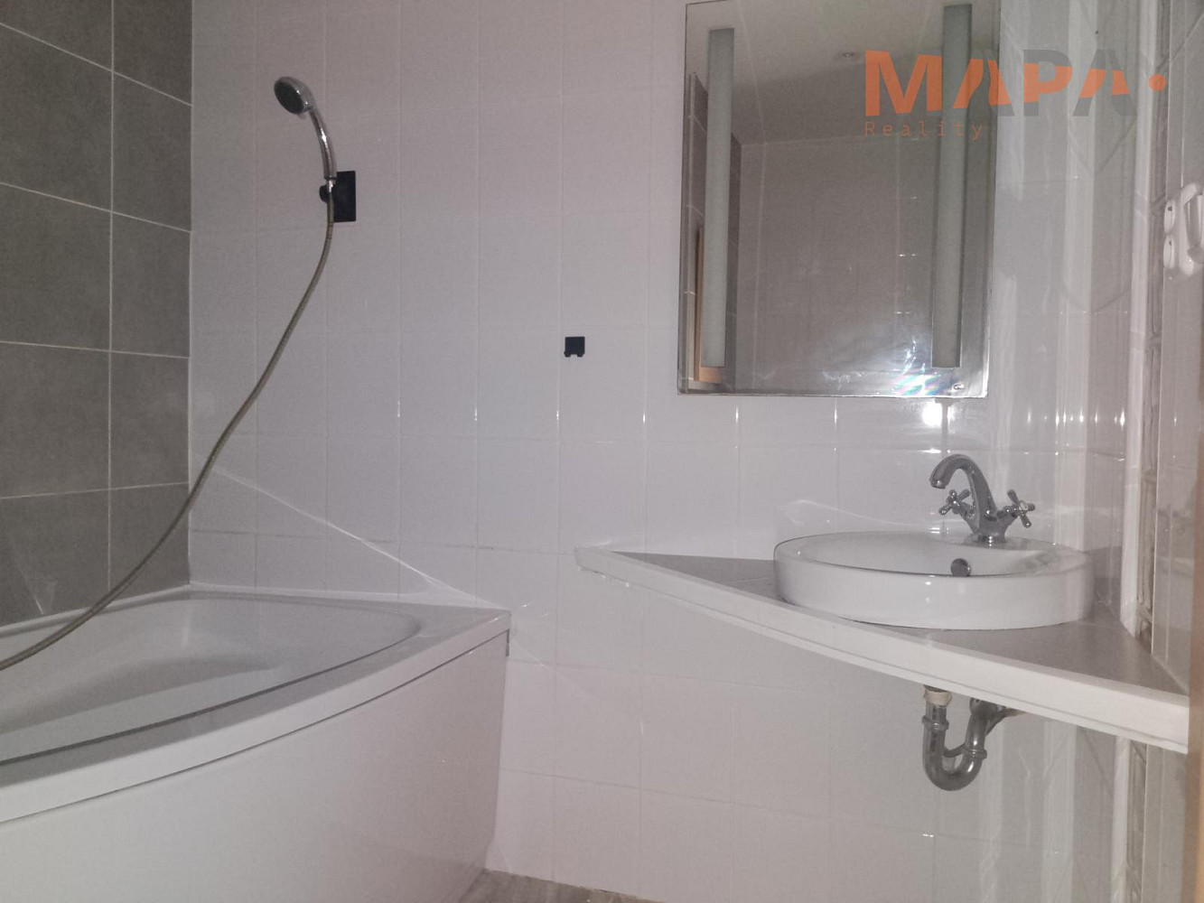 Pronájem bytu 2+1 62 m² – fotografie 5