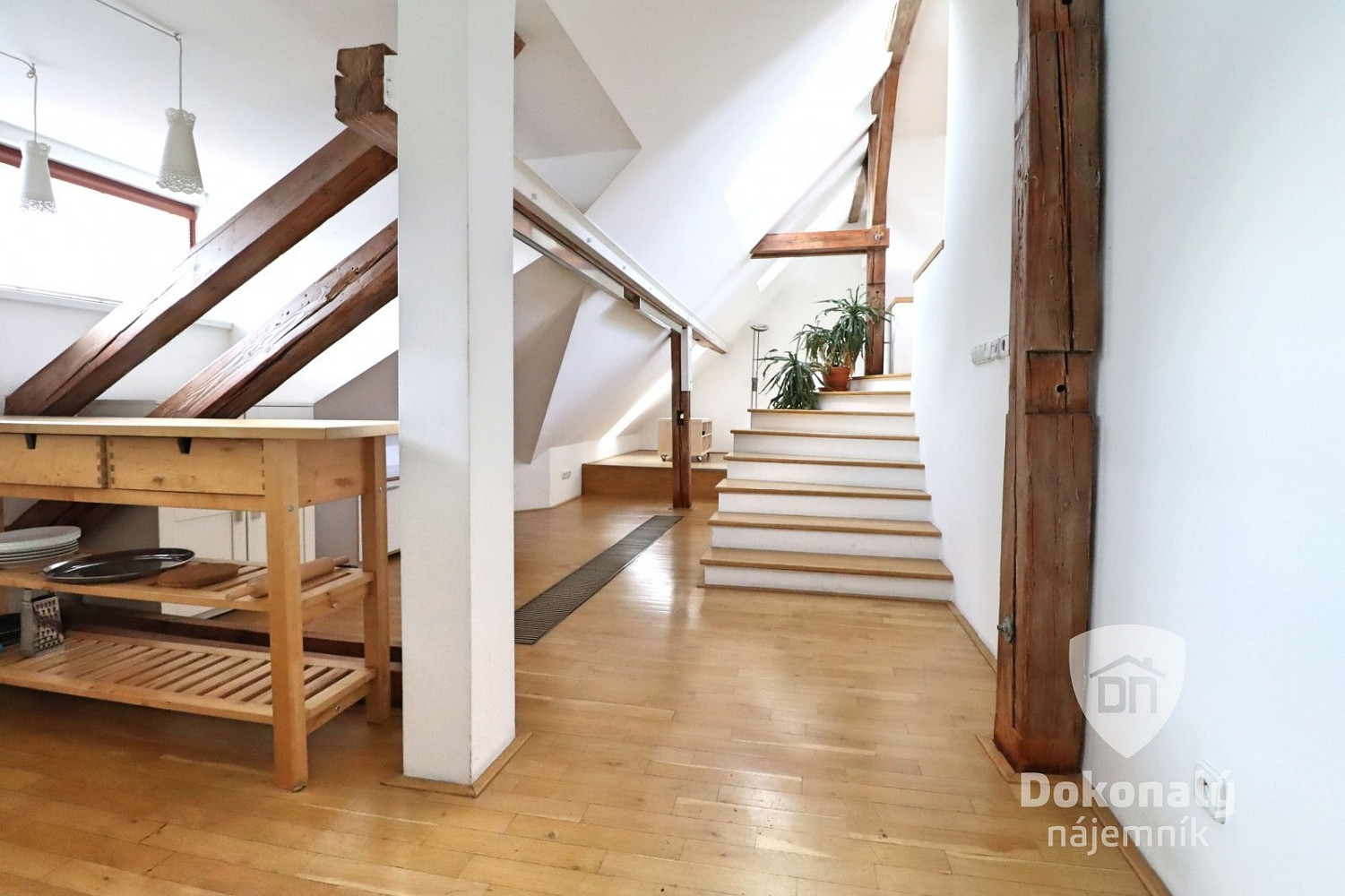 Pronájem bytu 2+kk 70 m² – fotografie 5