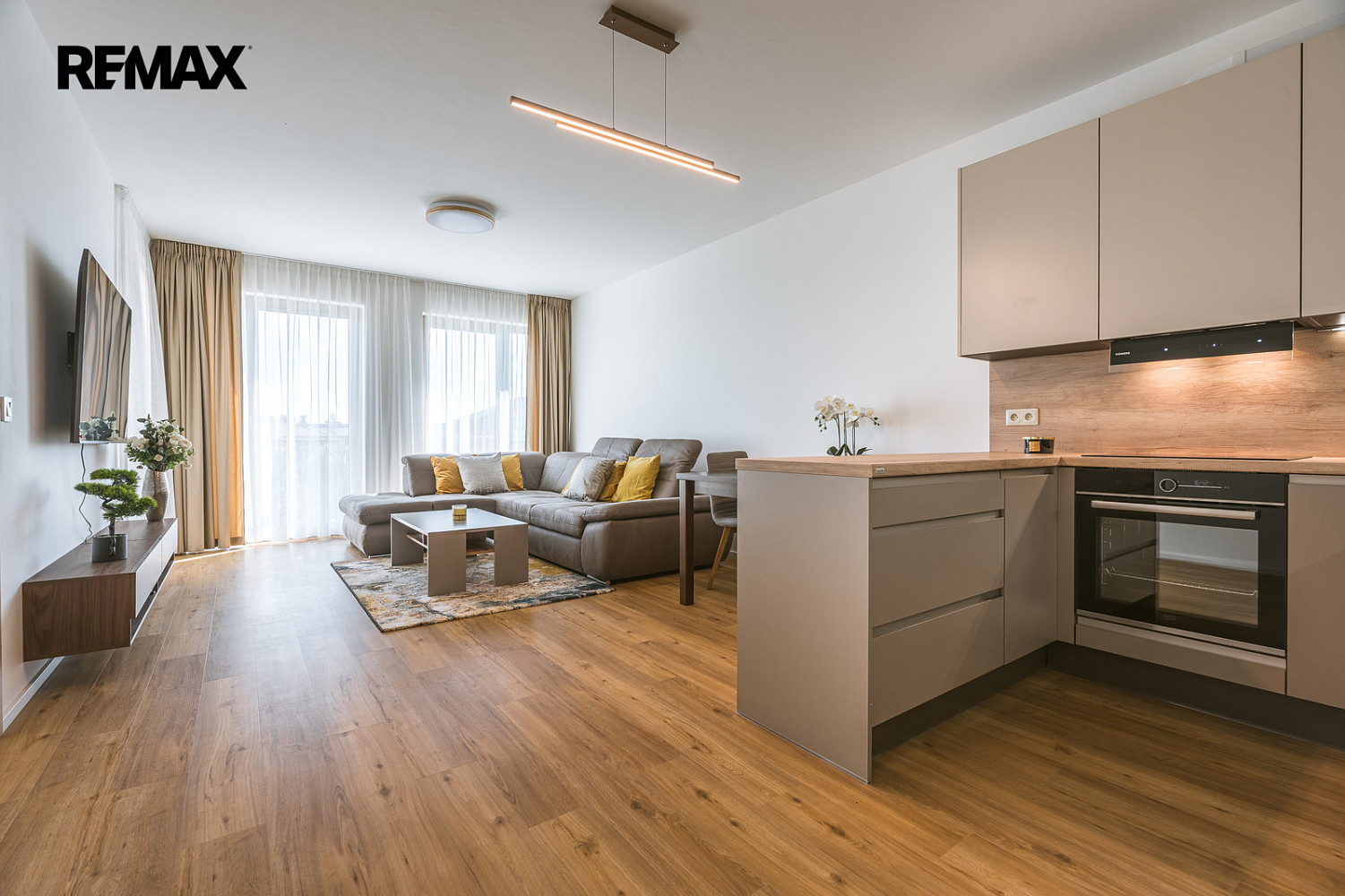 Pronájem bytu 2+kk 65 m²