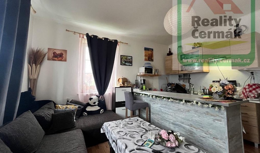 Prodej domu 240 m² s pozemkem 688 m², Staňkov – náhled fotky 10