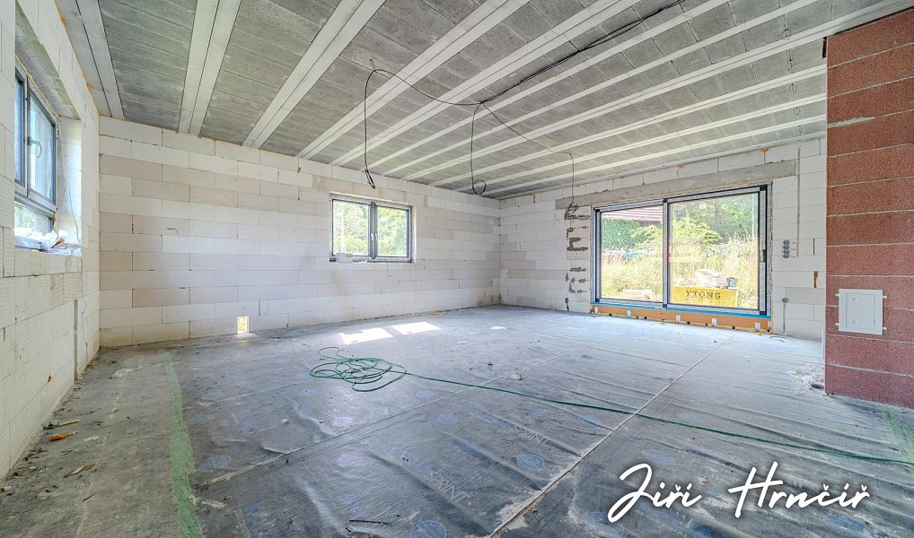 Prodej domu 313 m² s pozemkem 1 052 m², Nové Mitrovice – náhled fotky 6