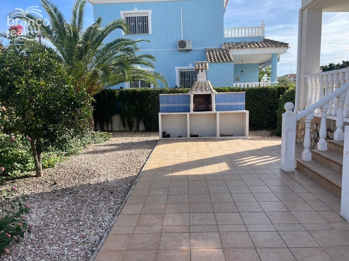Prodej domu 202 m² s pozemkem 876 m² - Vista 5