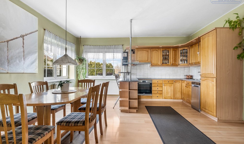Prodej domu 170 m² s pozemkem 1 193 m², Nižbor – náhled fotky 7