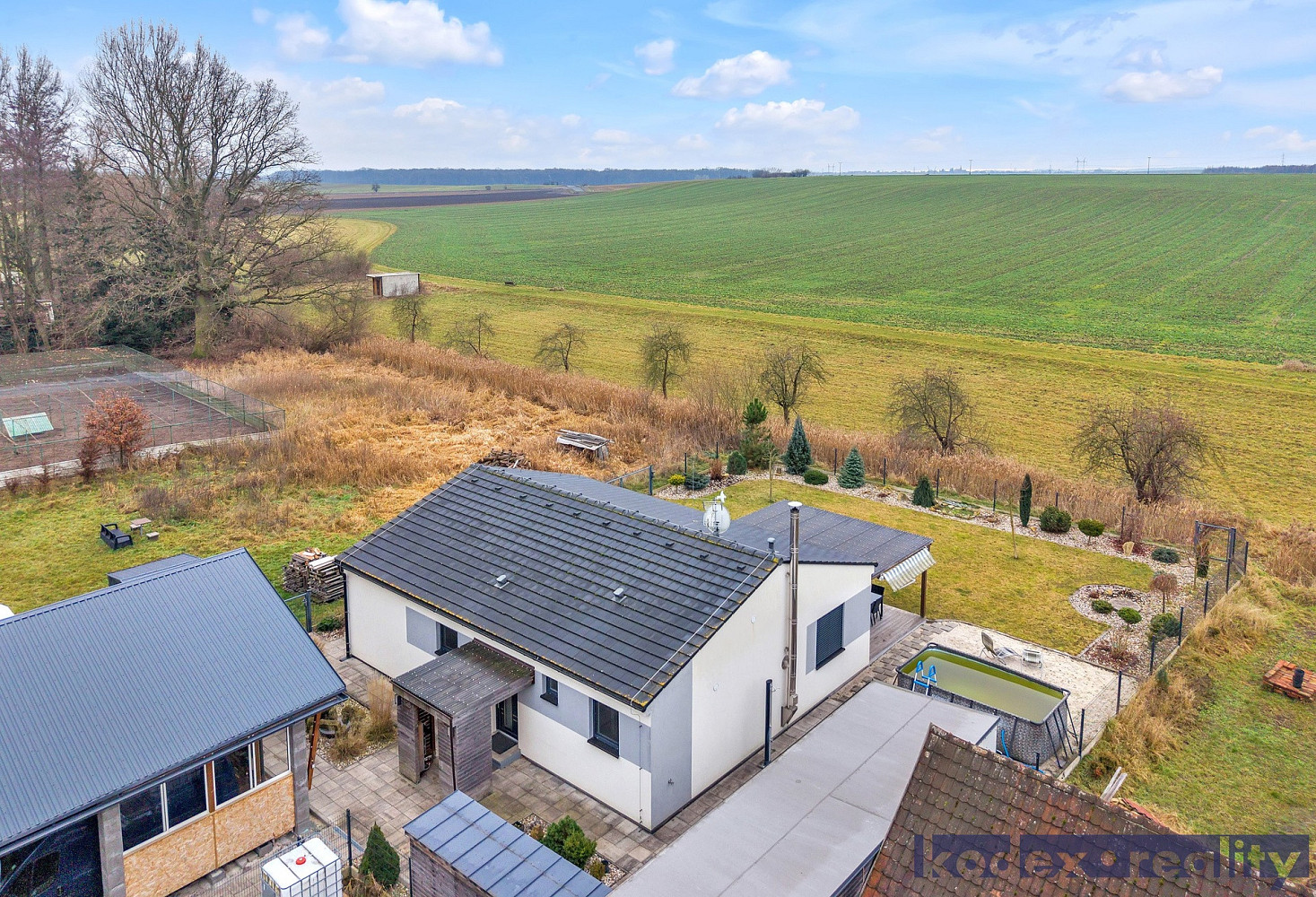 Prodej domu 107 m² s pozemkem 826 m² – fotografie 4