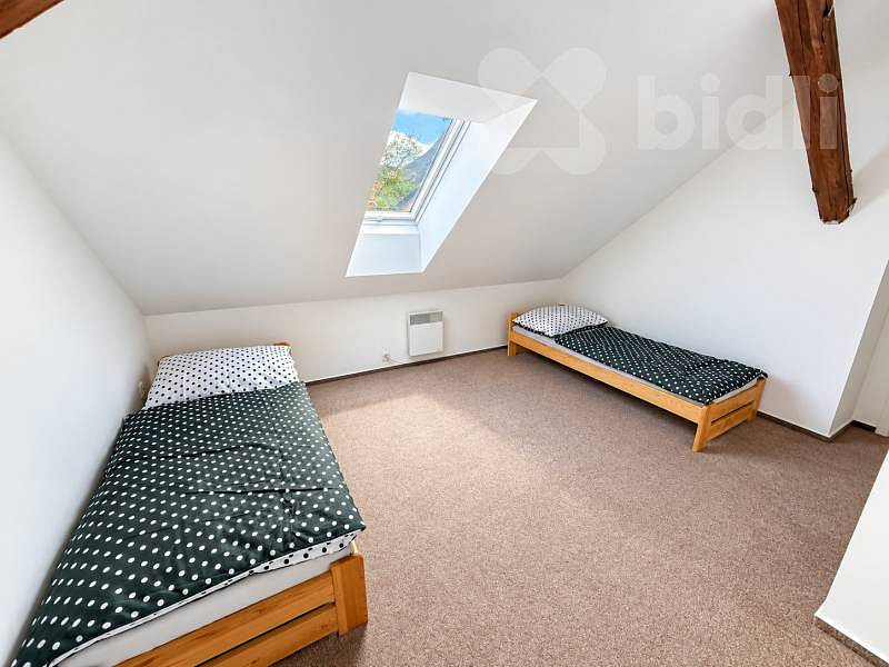 Pronájem bytu 1+1 37 m² – fotografie 3