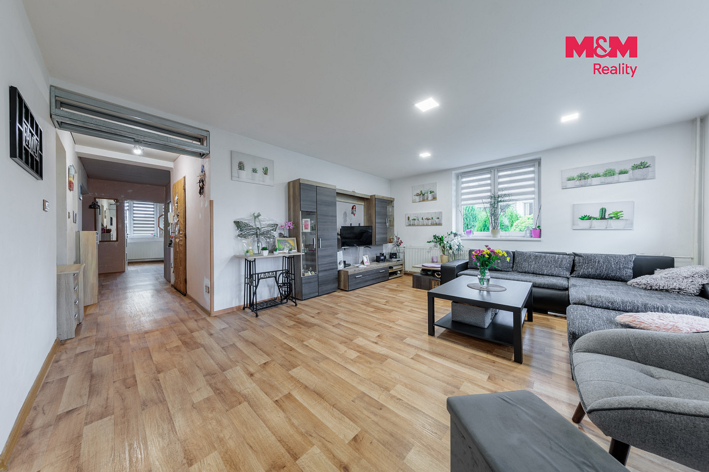 Prodej nájemního domu, činžáku 330 m² – fotografie 2