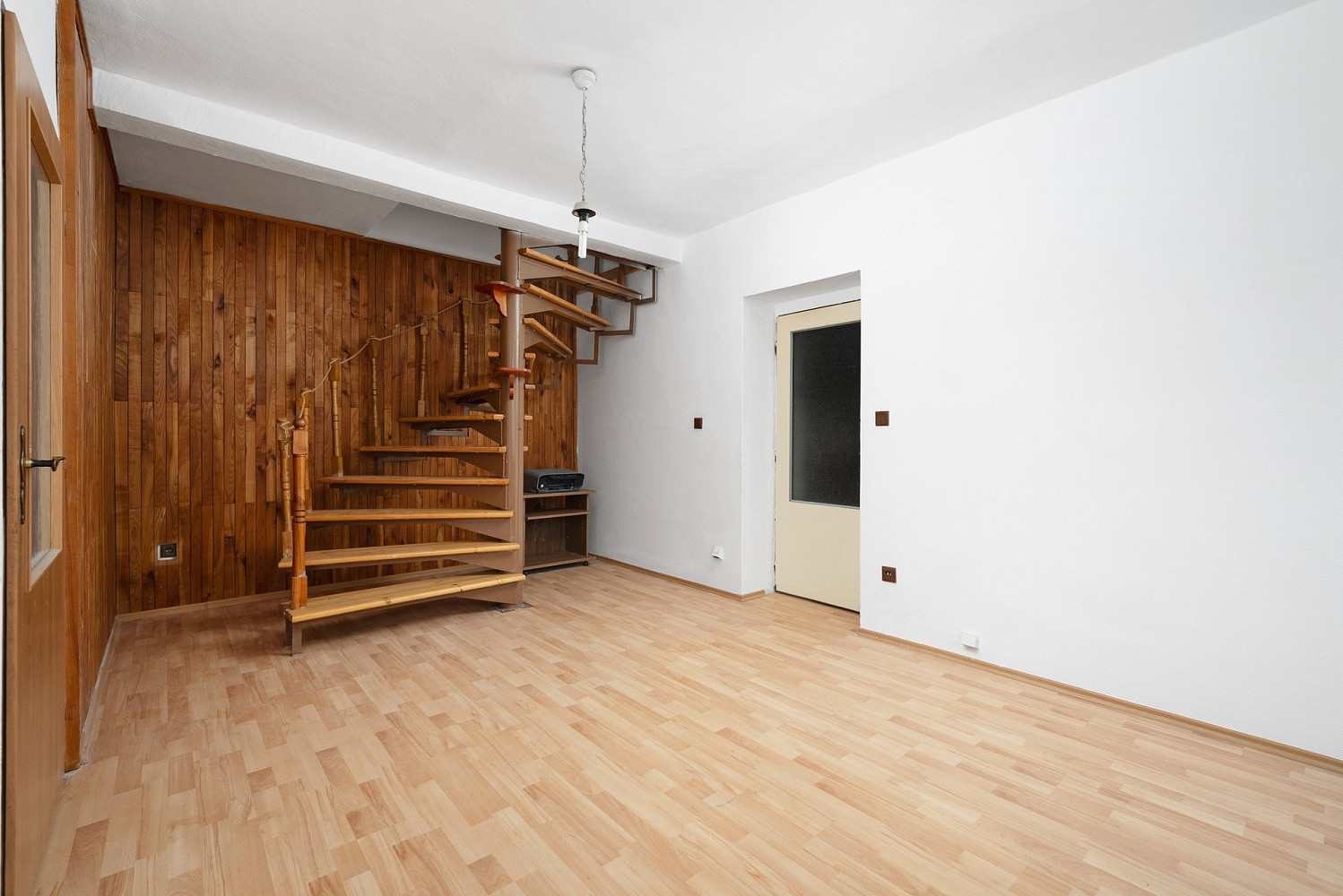 Prodej domu 127 m² s pozemkem 228 m² – fotografie 3