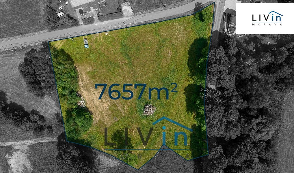 Prodej stavebního pozemku 7 657 m², Staré Město – náhled fotky 3