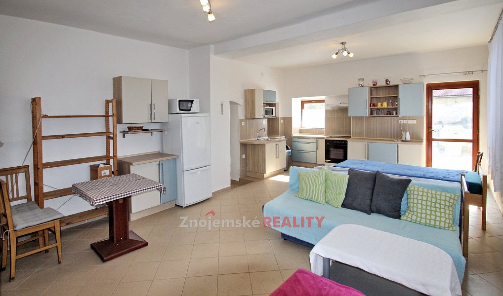 Pronájem bytu 2+kk 70 m², Slup – náhled fotky 2