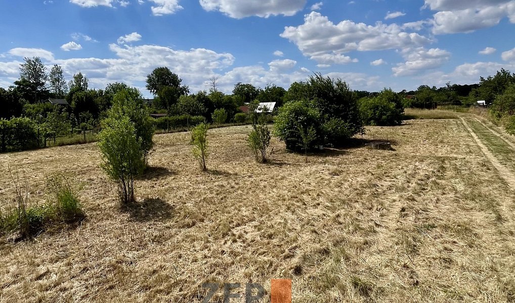 Prodej zahrady 1 597 m², Hodonín – náhled fotky 4