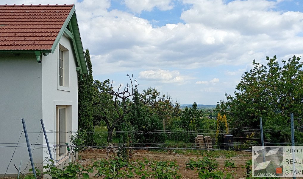 Prodej domu 56 m² s pozemkem 1 833 m², Dolní Kounice – náhled fotky 4