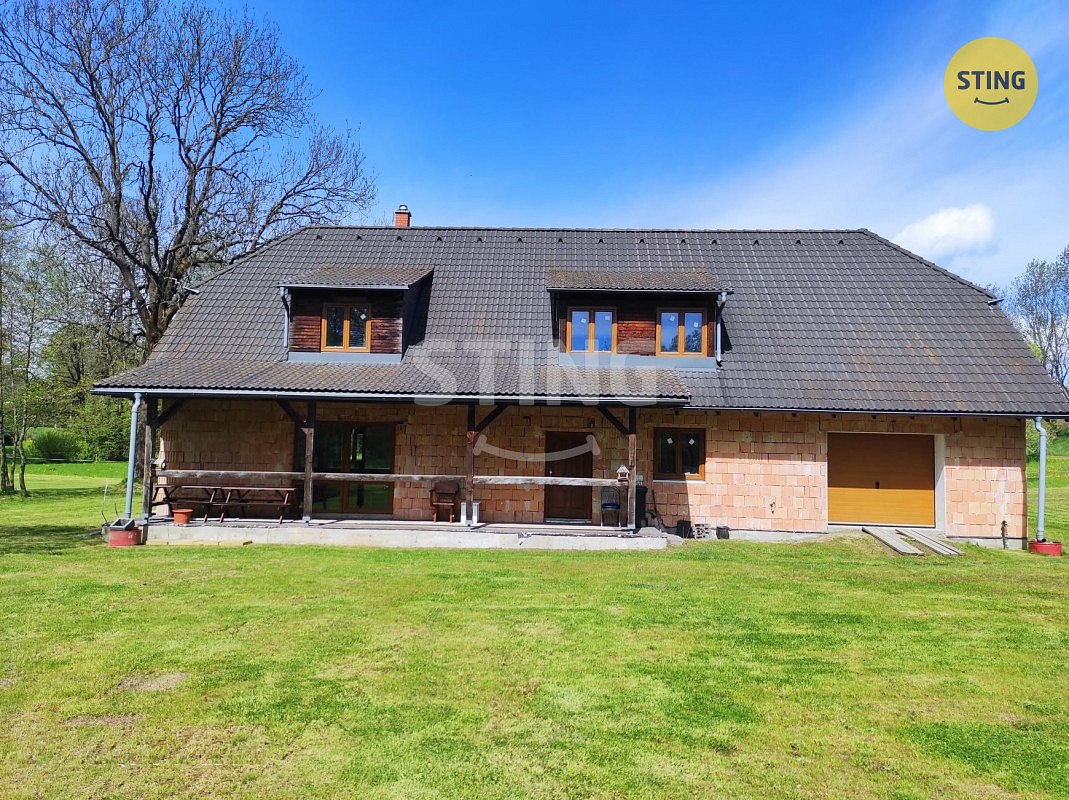 Prodej domu 280 m² s pozemkem 2 800 m² – fotografie 2