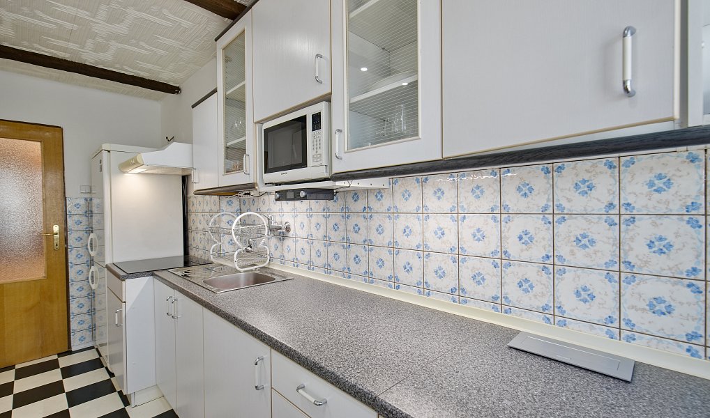 Prodej domu 150 m² s pozemkem 930 m², Divišov – náhled fotky 20