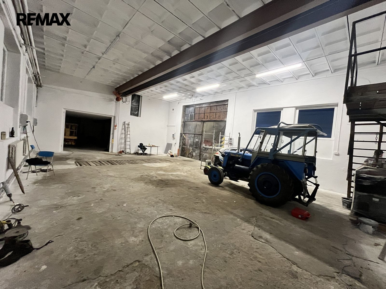 Pronájem výrobních prostor 250 m² – fotografie 4