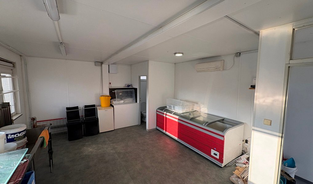 Pronájem obchodních prostor 150 m², Břeclav – náhled fotky 2