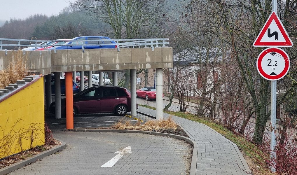 Prodej garážového stání, 13m2, Rosice – náhled fotky 7