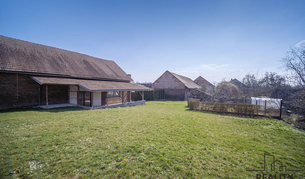 Prodej domu 190 m² s pozemkem 1 789 m², Bukovina nad Labem – náhled fotky 45