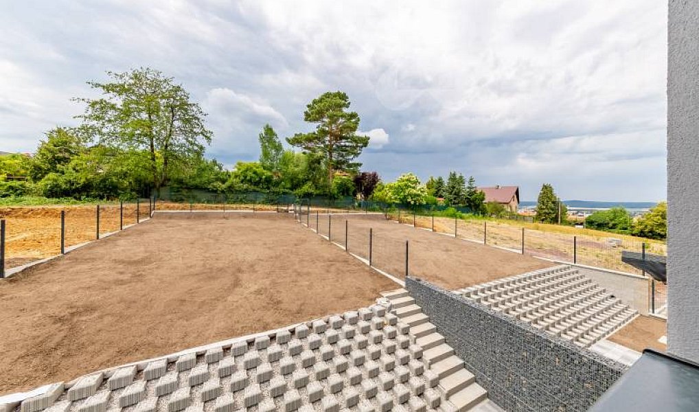 Prodej domu 126 m² s pozemkem 495 m², Hořovice – náhled fotky 22