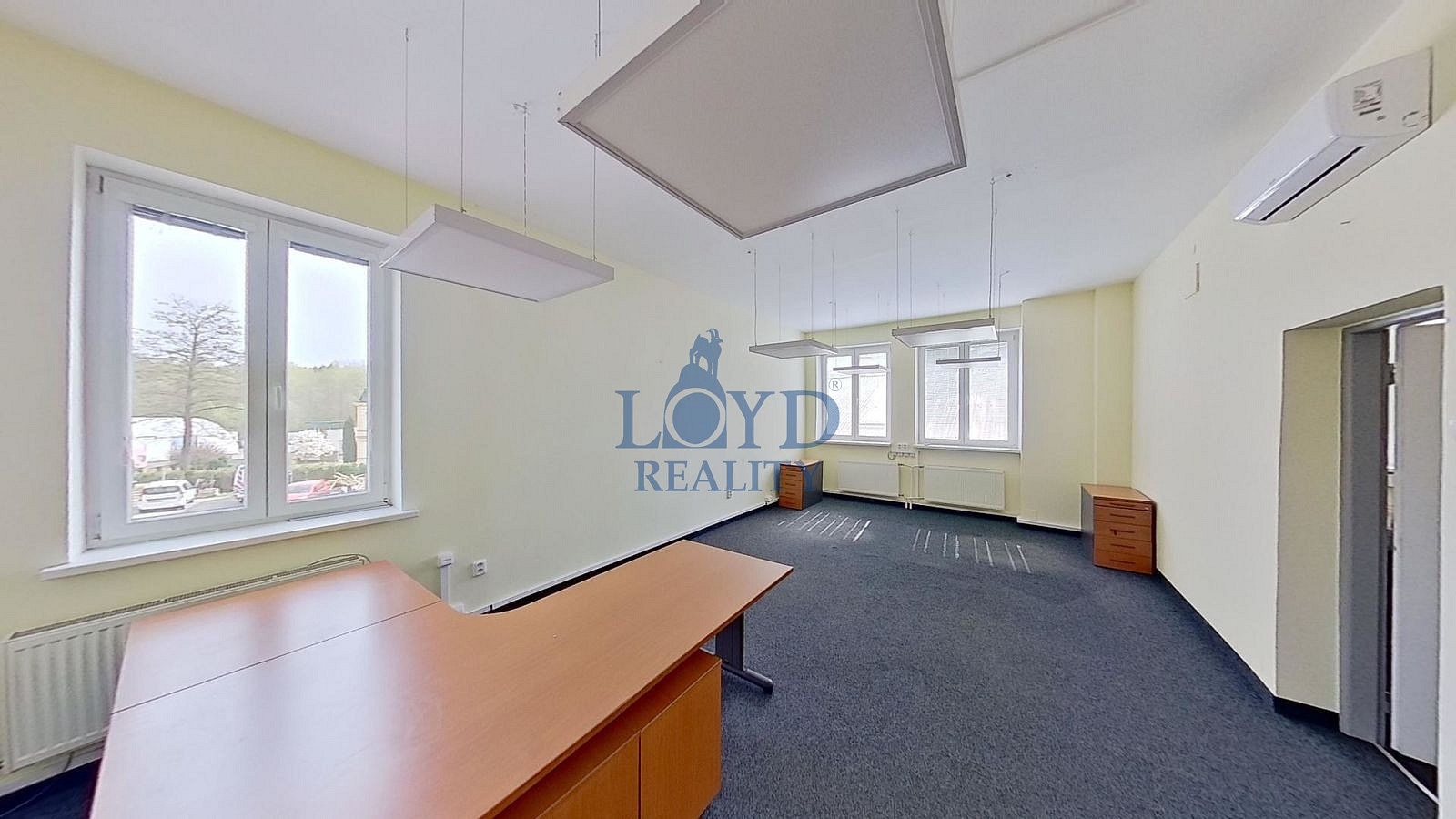 Pronájem kanceláře 30 m² — photo 3