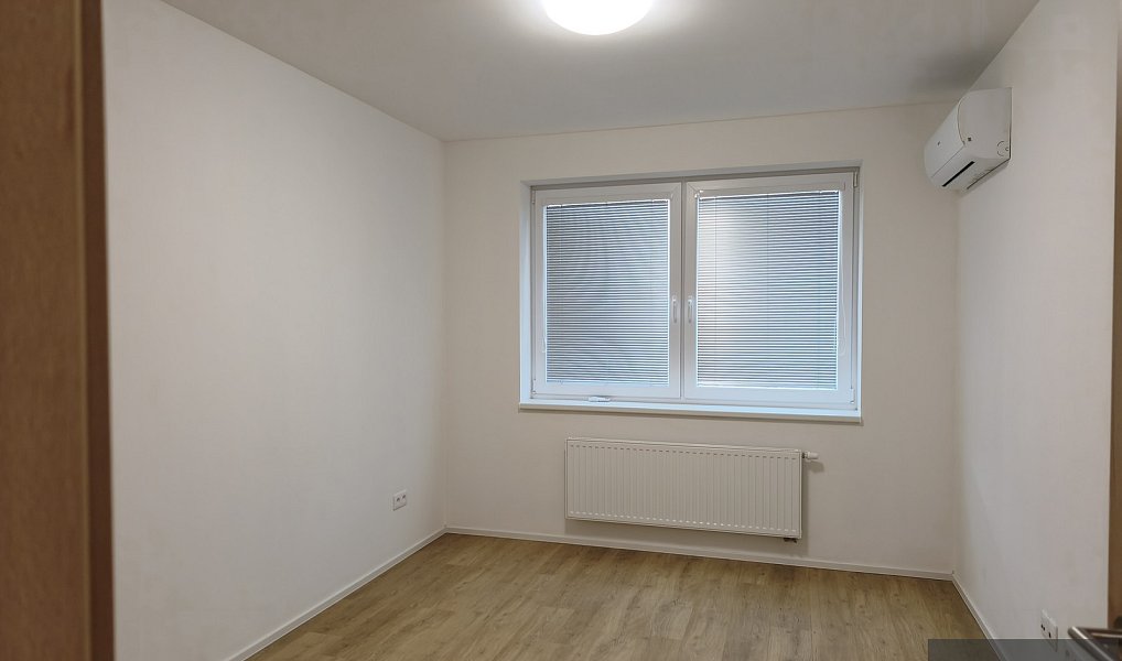 Pronájem bytu 2+kk 48 m², Uherský Brod – náhled fotky 8