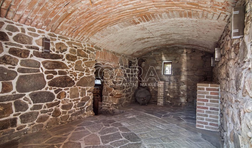Prodej domu 280 m² s pozemkem 577 m², Kosova Hora – náhled fotky 28