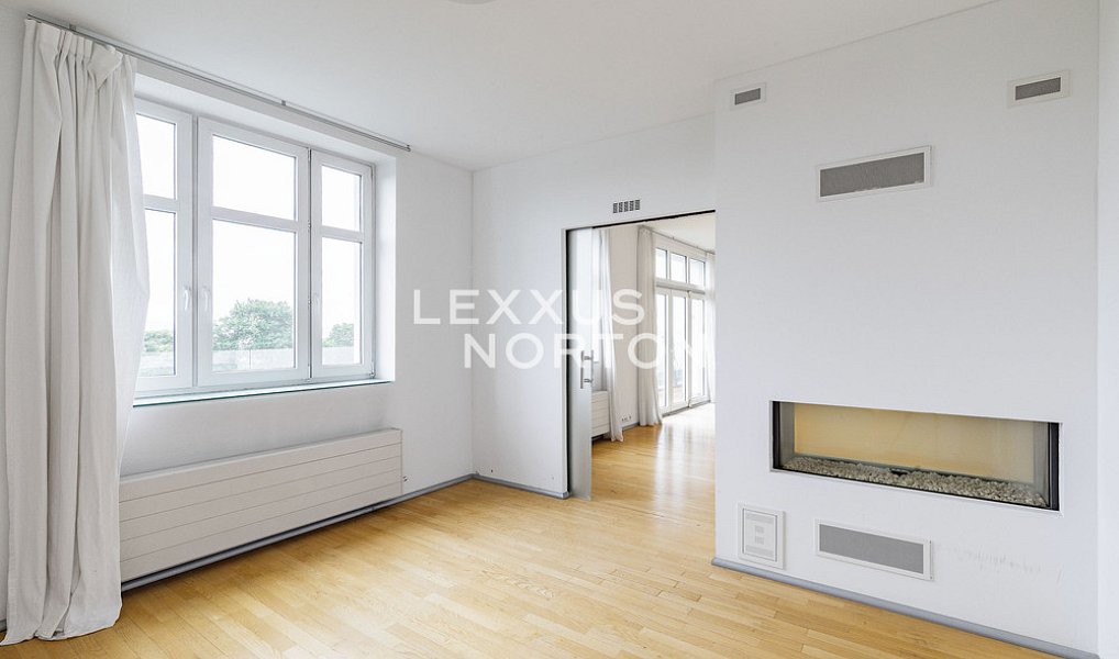 Pronájem bytu 5+1 204 m², Praha – náhled fotky 3
