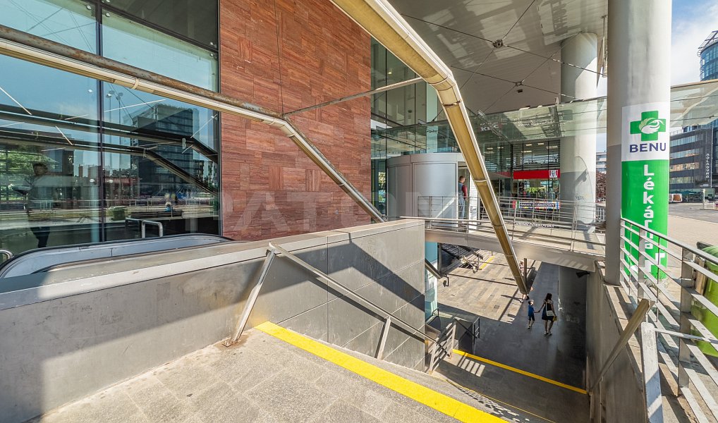 Pronájem kanceláře 227 m², Praha – náhled fotky 20