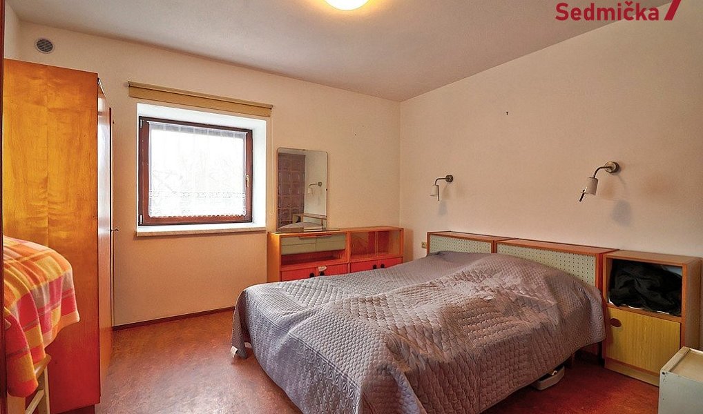 Prodej domu 318 m² s pozemkem 1 300 m², Věcov – náhled fotky 13