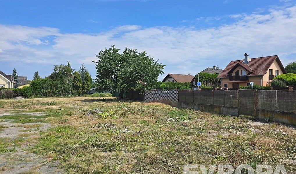 Prodej stavebního pozemku 1 301 m², Zlatníky-Hodkovice – náhled fotky 4