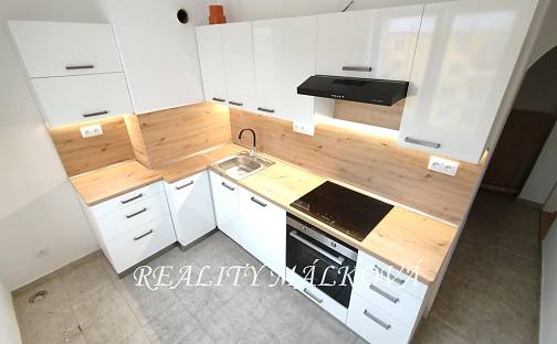 Pronájem bytu 3+1 65 m², Pichlova, Pardubice - Zelené Předměstí