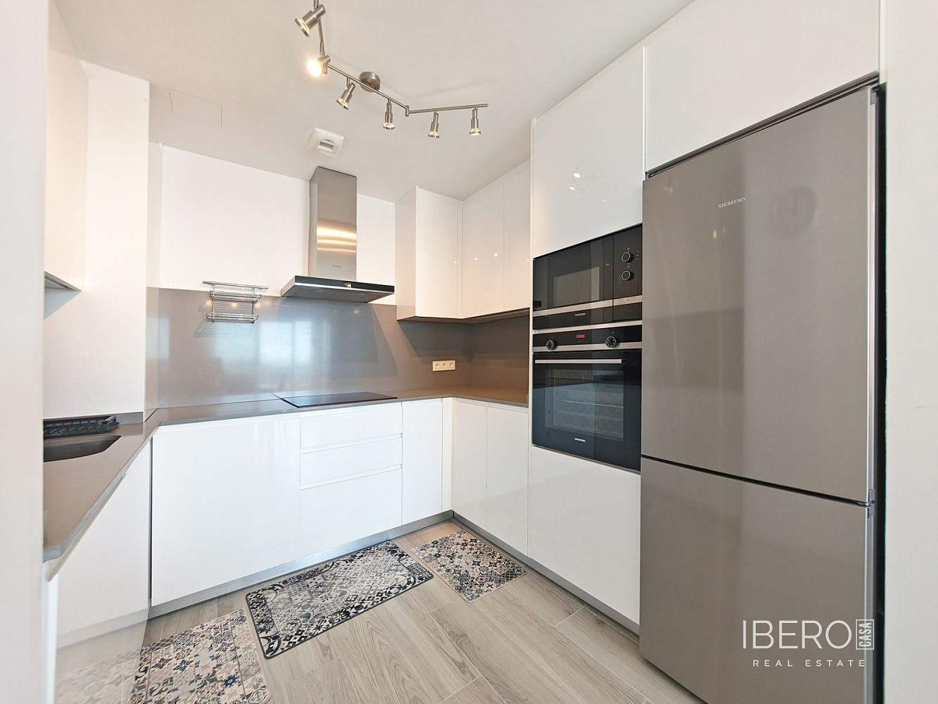 Piso 4+kk – Estepona, Main Entrance Park Beach Estepona, Cancelada - Vista 5