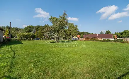 Prodej stavebního pozemku 1 300 m², Kladruby nad Labem - Bílé Vchynice, okres Pardubice