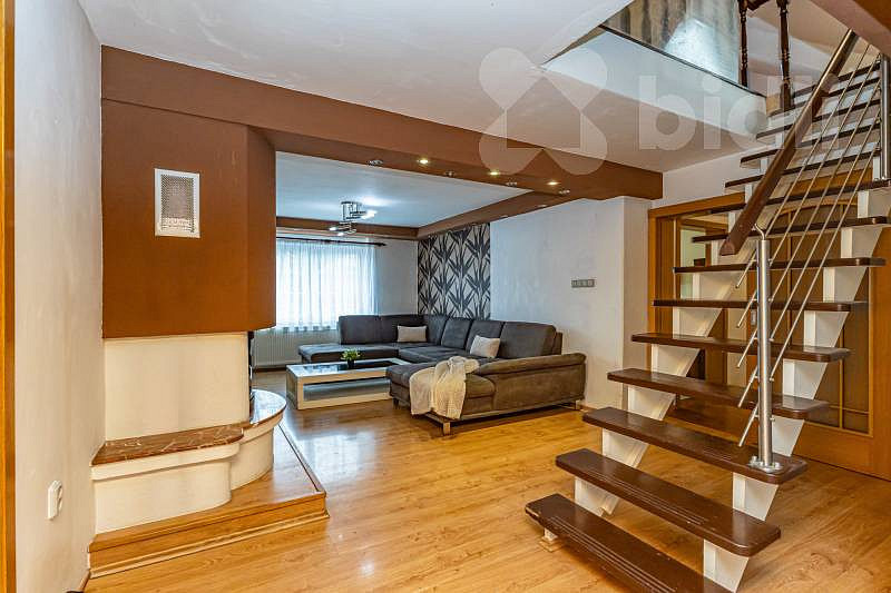 Prodej domu 285 m² s pozemkem 307 m² – fotografie 5