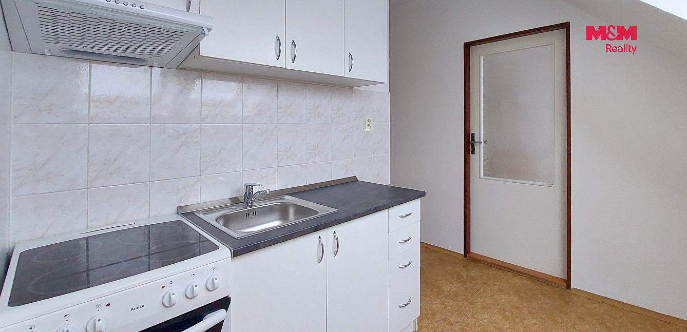 Pronájem bytu 2+1 42 m² – fotografie 2