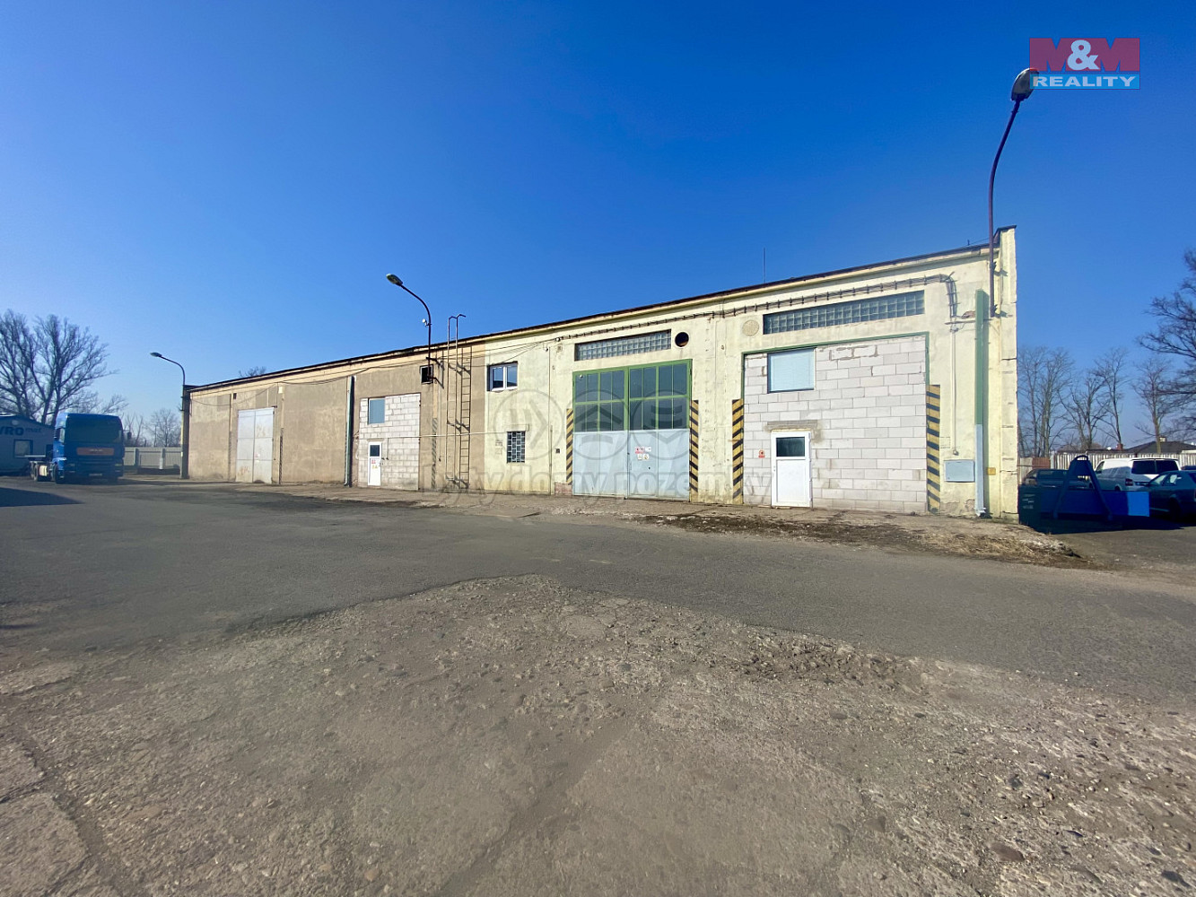 Pronájem skladovacích prostor 563 m²