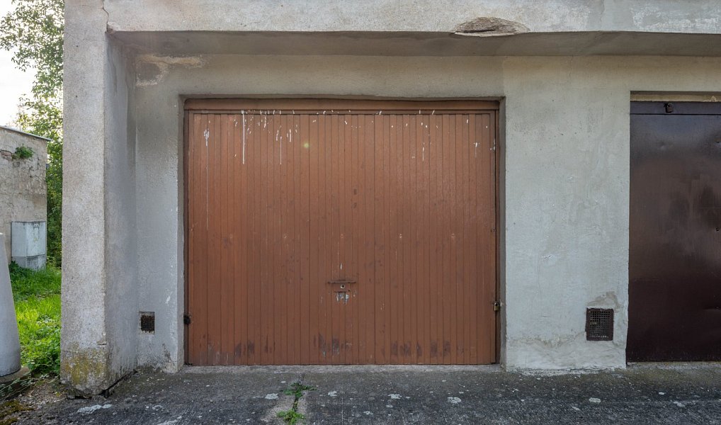 Prodej garáže - Pouchov, Hradec Králové – náhled fotky 3