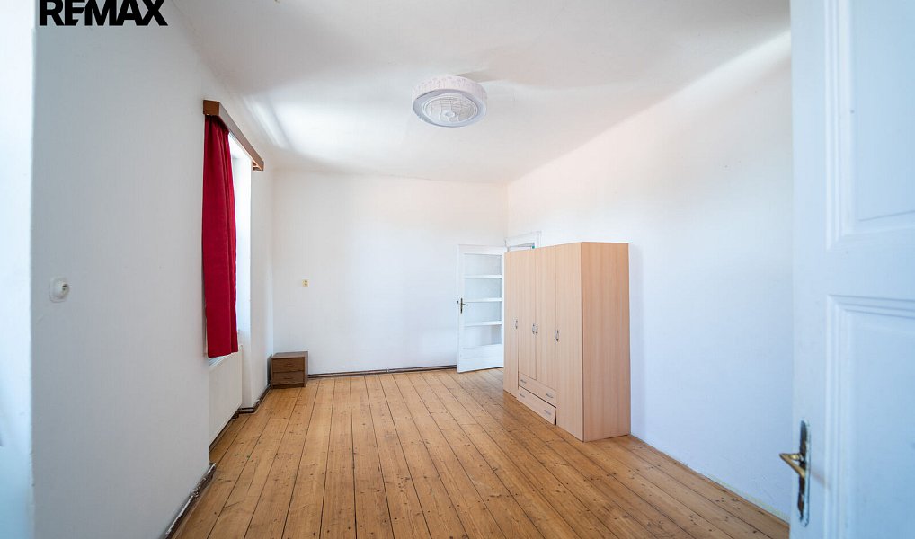 Prodej domu 500 m² s pozemkem 784 m², Svinaře – náhled fotky 17
