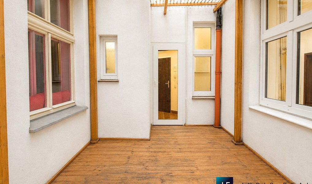Prodej bytu 2+1 87 m², Praha – náhled fotky 17