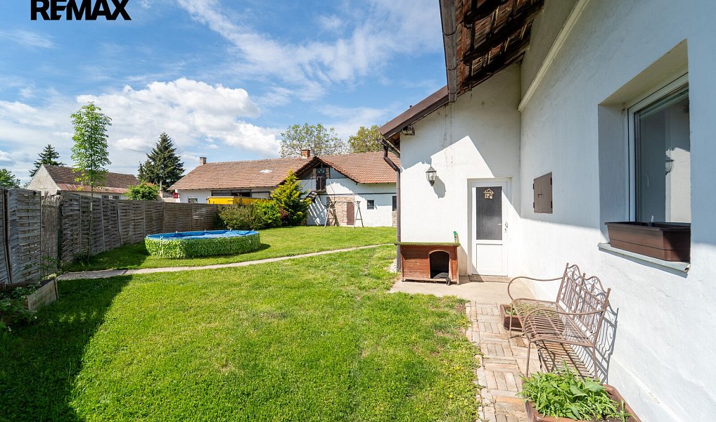 Prodej domu 140 m² s pozemkem 2 563 m², Pečky – náhled fotky 35