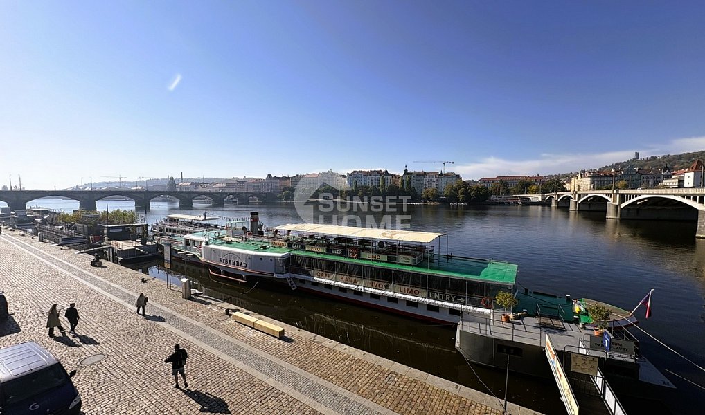 Pronájem bytu 2+kk 66 m², Praha – náhled fotky 11