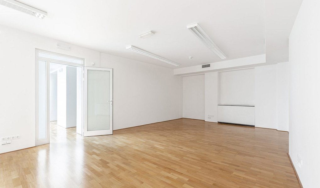 Pronájem kanceláře 90 m², Praha – náhled fotky 7