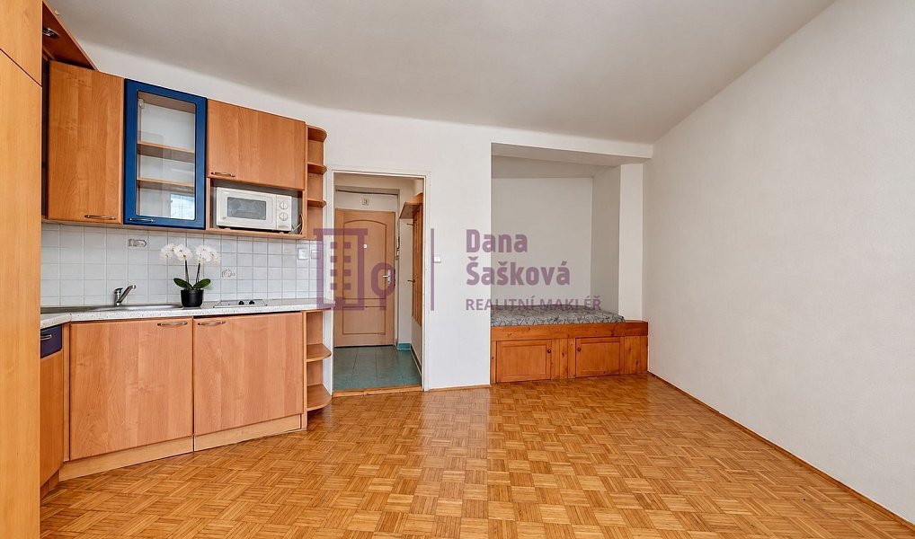 Pronájem bytu 1+kk 25 m², Jindřichův Hradec – náhled fotky 6