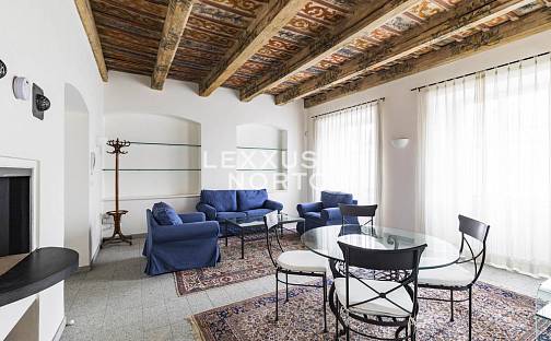 Pronájem bytu 3+kk 73 m², Hroznová, Praha 1 - Malá Strana