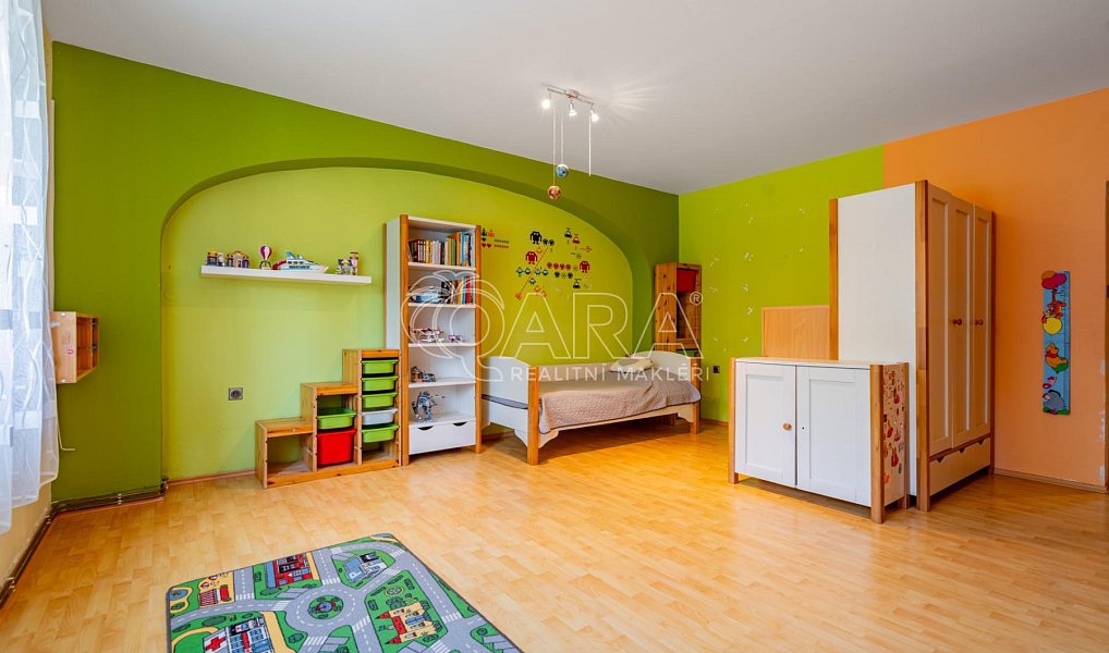 Prodej domu 320 m² s pozemkem 1 701 m², Mořina – náhled fotky 12