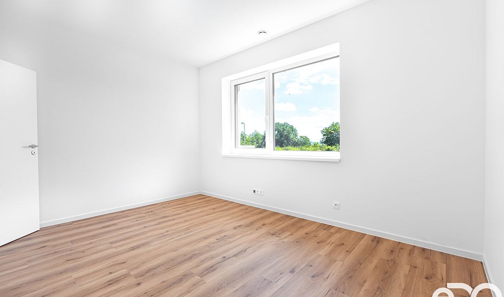 Prodej domu 102 m² s pozemkem 604 m², Dalovice – náhled fotky 9