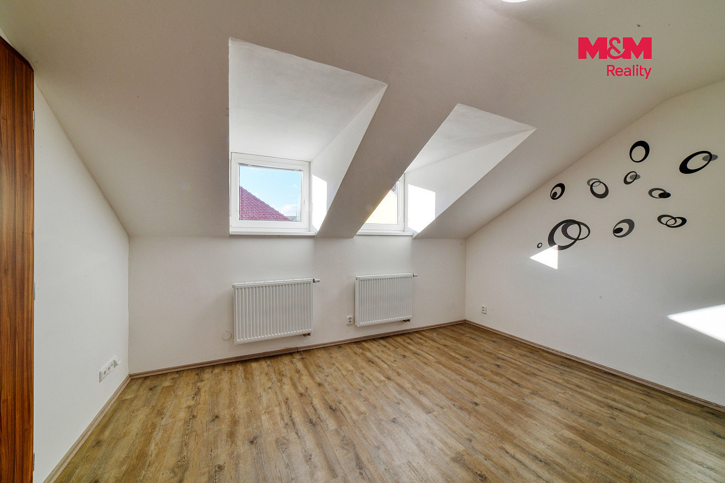 Pronájem bytu 1+1 34 m² – fotografie 2