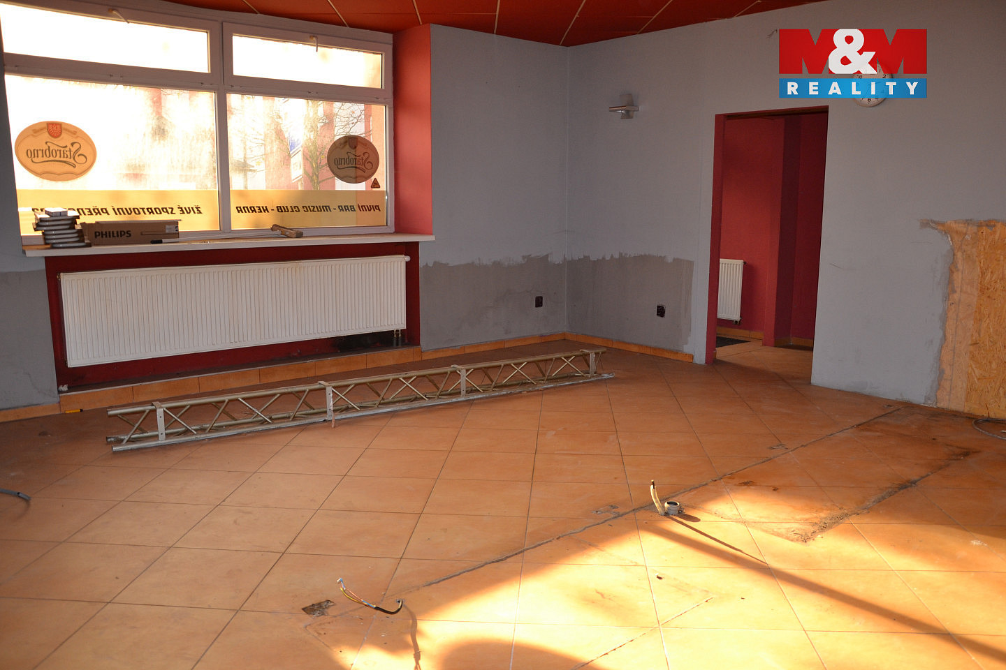 Prodej obchodních prostor 239 m² — photo 2