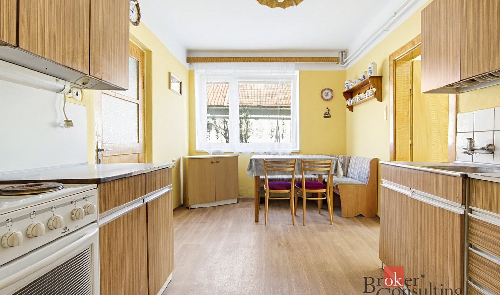 Prodej domu 185 m² s pozemkem 2 369 m², Vinary – náhled fotky 7